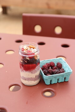 chia pudding with berries 