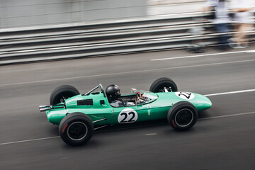 Fototapeta premium Old F1 cars at the Monaco historic gran prix