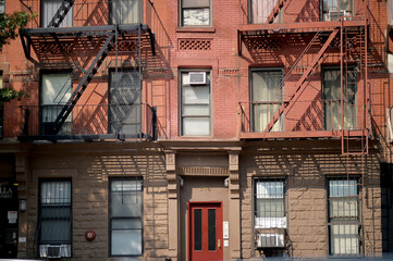 City Building History. Historic Manhattan Residence With Textured Exterior Details new york © aletia2011