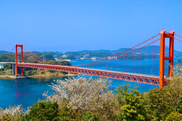 平戸大橋・サクラ（長崎県・平戸市） © Takezo