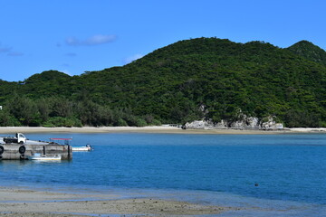 Fototapeta premium 沖縄県 座間味島の安護の浦