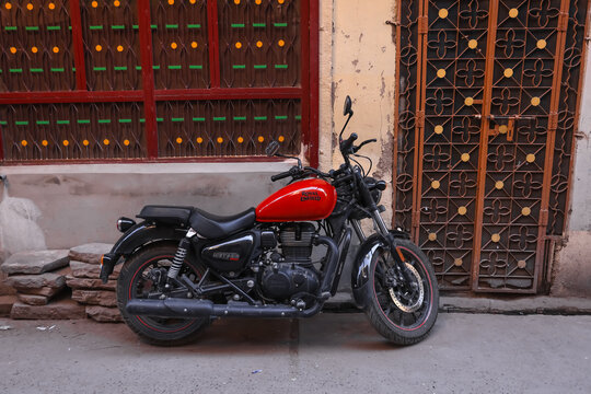 Royal Enfield Meteor 350 motorcycle parked in India street