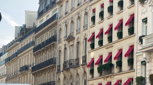Vibrant urban environment featuring cafes and busy commuters