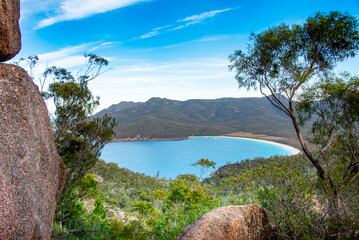 Wineglass Bay in Freycinet National Park - Tasmania © Adwo