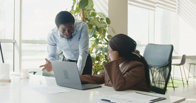 Analyst collaborates intensely to address workflow issues