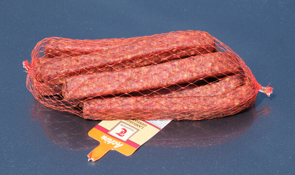 Migros Tradition Landj&auml;ger Rohwurst hergestellt in der Schweiz, Z&uuml;rich 4.5.2026