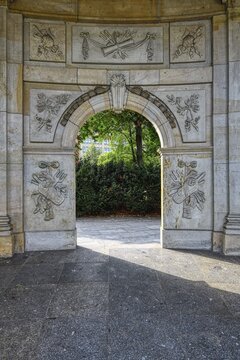 Spittel colonnade, Unter den Linden, Berlin, Germany