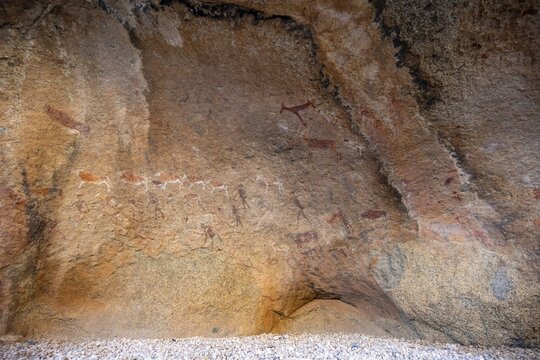 White Lady Rock Painting, White Lady Painting, Depiction of Hunters and Animals, Rock Paintings in Maack's Shelter, Tsisab Gorge, Brandberg, Erongo, Namibia