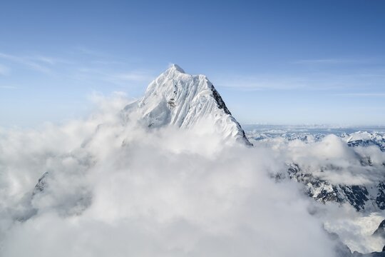 Aerial view, Extreme Ridge of Mount Huntington, 3731 m, Alaska Range, Alaska, USA