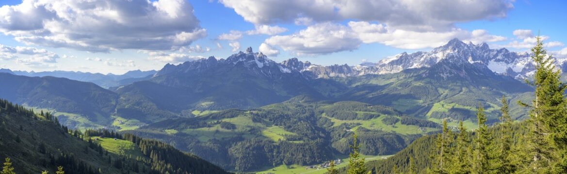 Gro&szlig;e Bischofsm&uuml;tze and Dachstein Massif, Ro&szlig;brand, Radstadt, Salzburg, Austria