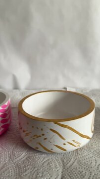 Handmade Gypsum Candle Holders with Pink Leaf and Gold Splash Patterns for DIY Candle Making