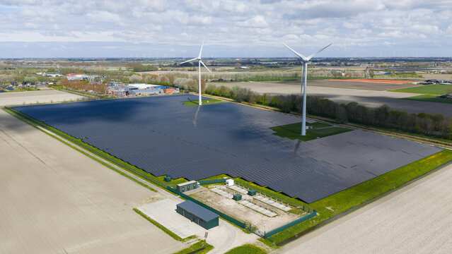 Energy Storage at De Dijken Solar Park