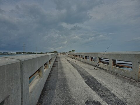 road to the sea duck key fishing pier