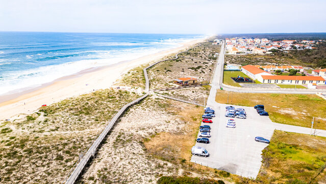 Bird's-eye shot of Praia da Paredes da Vitoria coastline
