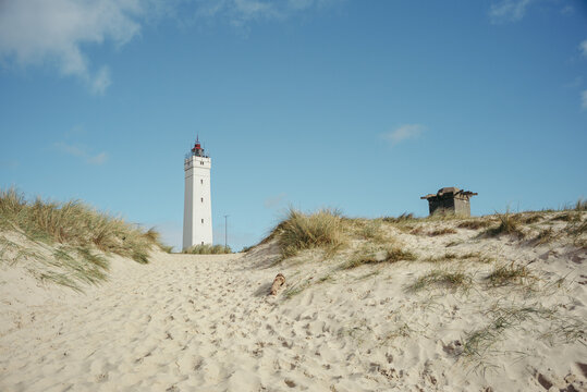 Leuchtturm Bl&aring;vandshuk vor dem weiten Horizont