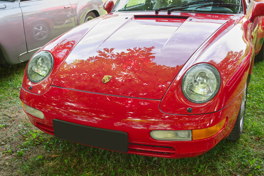 Porsche 911 1994 Front view