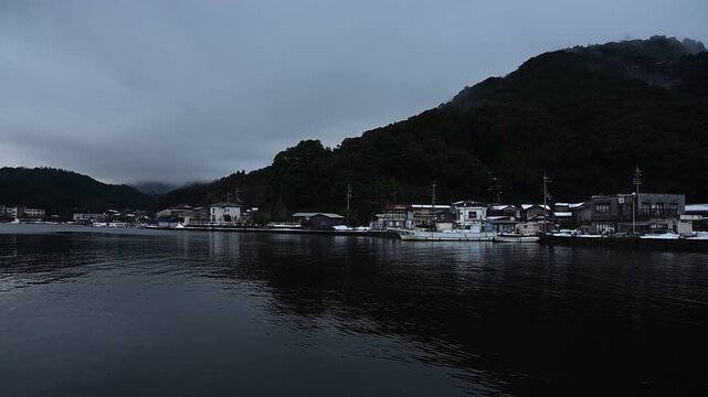 雪の残る冬の久々子湖 （福井県三方郡美浜町, 2026年2月）