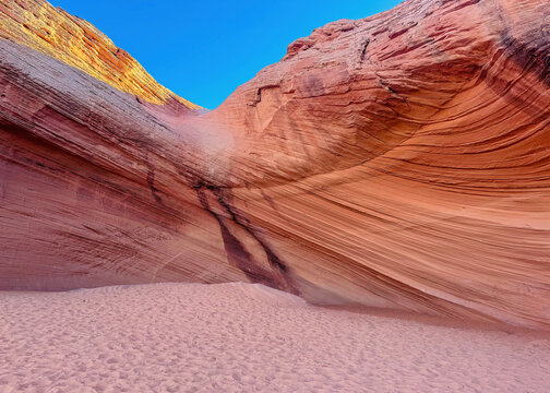 Bidi The Arch Mesa (formerly known as Sand Cove Mesa) in Page, Arizona.