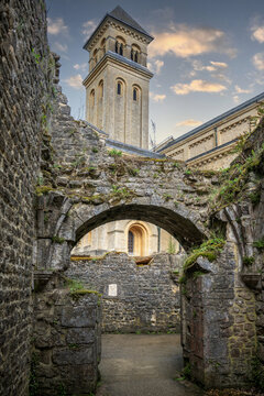 Abbaye d'Orval, dans les Ardennes belge, Florenville 
