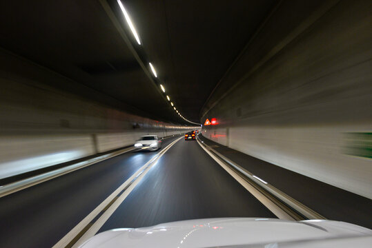 Der San Fedele Tunnel auf der A13 in Richtung Bellinzona (Graub&uuml;nden/Schweiz)