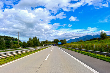Fototapeta premium Autobahn A13 im Rheintal (Sankt Gallen, Schweiz)