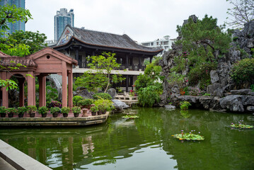 Fototapeta premium Chinese garden in the park