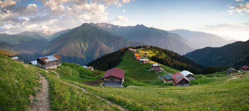 Pokut Plateau in summer. &Ccedil;amlıhemşin, Rize, T&uuml;rkiye