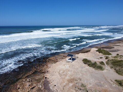 vista area de playa desertica en argentina