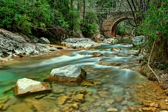 R&iacute;o Guadalquivir en el parque natural de Cazorla, Segura y Las Villas.