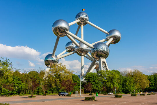Atomium (iron atom model) in Brussels, Belgium