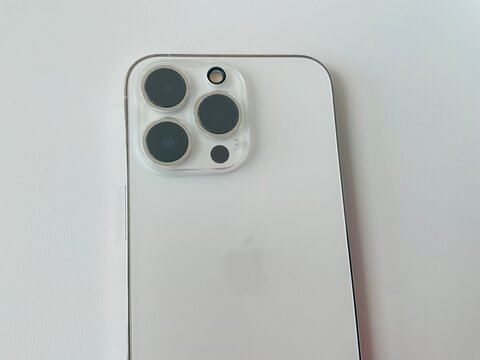 Apple iPhone