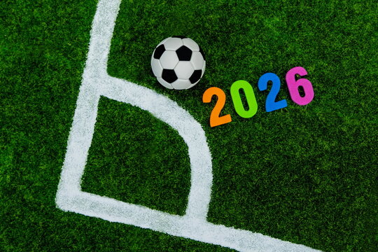 Pallone da calcio vicino alla lunetta del calcio d'angolo