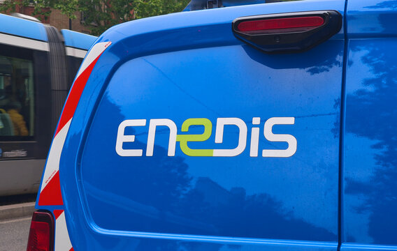 Logo ENEDIS (entreprise de service public en charge de l'exploitation, de la modernisation et du d&eacute;pannage du r&eacute;seau d'&eacute;lectricit&eacute; fran&ccedil;ais).