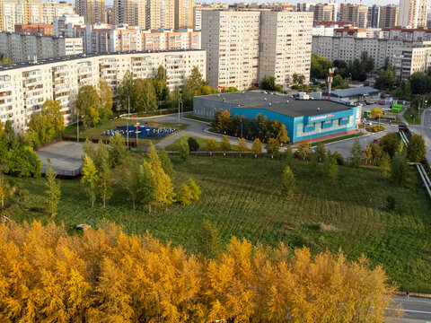 High-angle drone shot (top-down / bird's-eye view) of the Zdorovye Sports and Recreation Complex (Sportivno-Ozdorovitelny Kompleks "Zdorovye") in Tyumen, Russia, captured on September 16, 2022, using