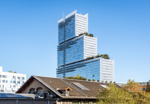 Paris, France - April 7, 2026: West view of the Tribunal de Paris (Courthouse of Paris) housed in a 38 storeys, 160 metres high building designed by italian architect Renzo Piano and achieved in 2017.