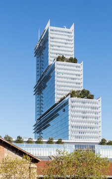 Paris, France - April 7, 2026: South view of the "Tribunal de Paris" (Courthouse of Paris) housed in a 38 storeys, 160 metres high building designed by italian architect Renzo Piano, achieved in 2017.