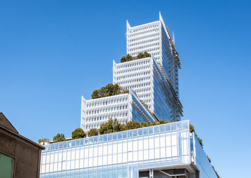Paris, France - April 7, 2026: South view of the "Tribunal de Paris" (Courthouse of Paris) housed in a 38 storeys, 160 metres high building designed by italian architect Renzo Piano, achieved in 2017.