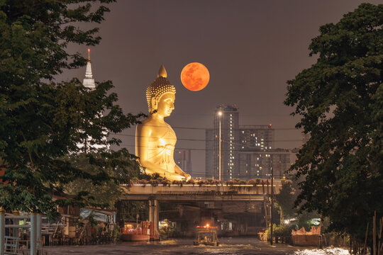 The Big Seated Buddha Statue (Buddha Dhammakaya Dhepmongkol)