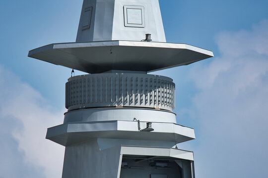 IFF antenna array on Italian Navy PPA frigate mast