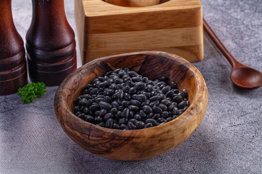 Raw dry organic black beans