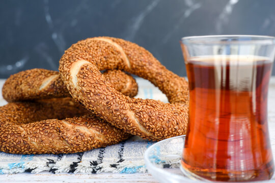 simit &ccedil;ay bagel bread with sesame seeds and tea
