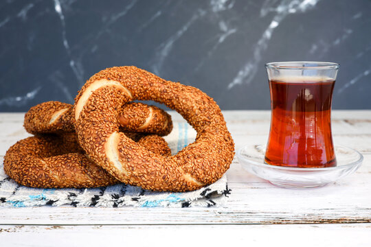 simit &ccedil;ay bagel bread with sesame seeds and tea
