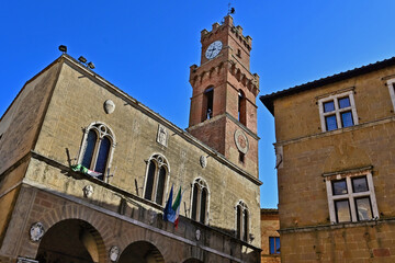 Naklejka premium Pienza, il palazzo del Comune, Val d'Orcia, Toscana