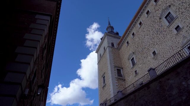 Detalle torre Alc&aacute;zar de Toledo, Castilla la Mancha, Espa&ntilde;a. Mayo de 2026.