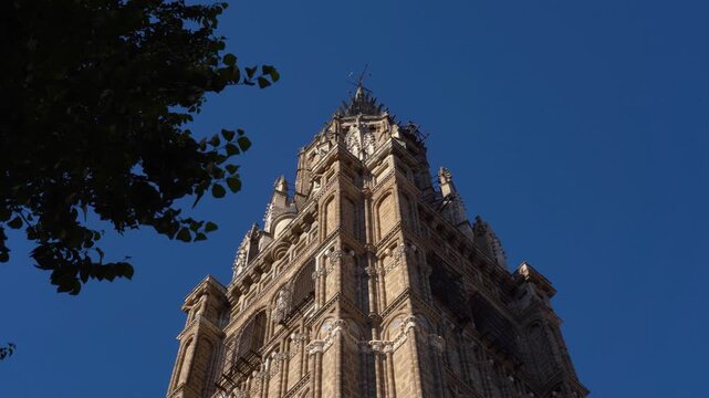 Detalle de una de las torres de la Catedral de Santa Mar&iacute;a de Toledo, Castilla la Mancha, Espa&ntilde;a. Mayo de 2026.