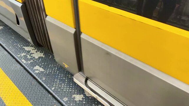 Tranvia circulando 