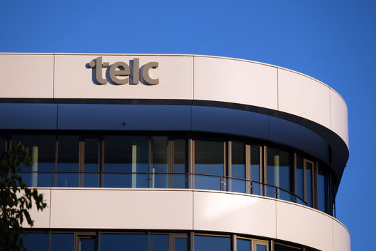 telc office, language certification test center B1, B2, European Language Certificates, expat life, education institution Germany Europe, English Course, Online, Blended Learning, public space campus