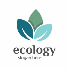 Fototapeta premium A sophisticated logo showcasing a leaf design that symbolizes ecology and sustainability, reflecting values of environmental awareness and nature conservation for branding use.