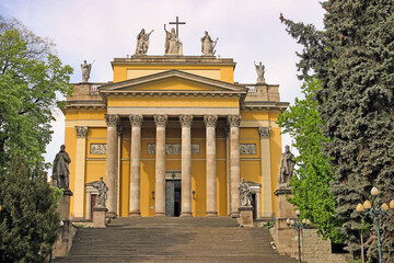 Obraz premium Neoclassical Facade of the Cathedral Basilica of Eger in Hungary