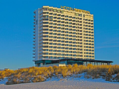 warnem&uuml;nde, deutschland - hotel neptun 